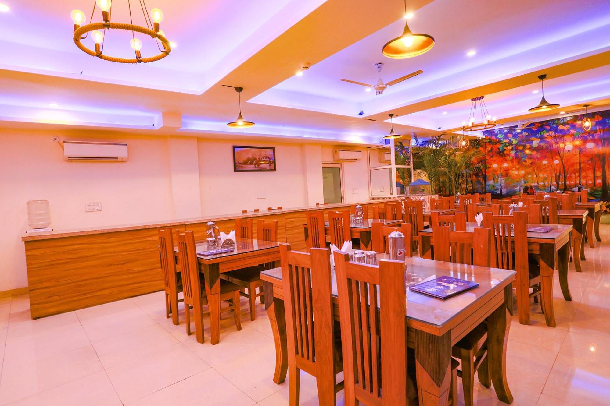 Fabhotel The Kiara Near Igi Delhi Airport New Delhi Exterior photo
