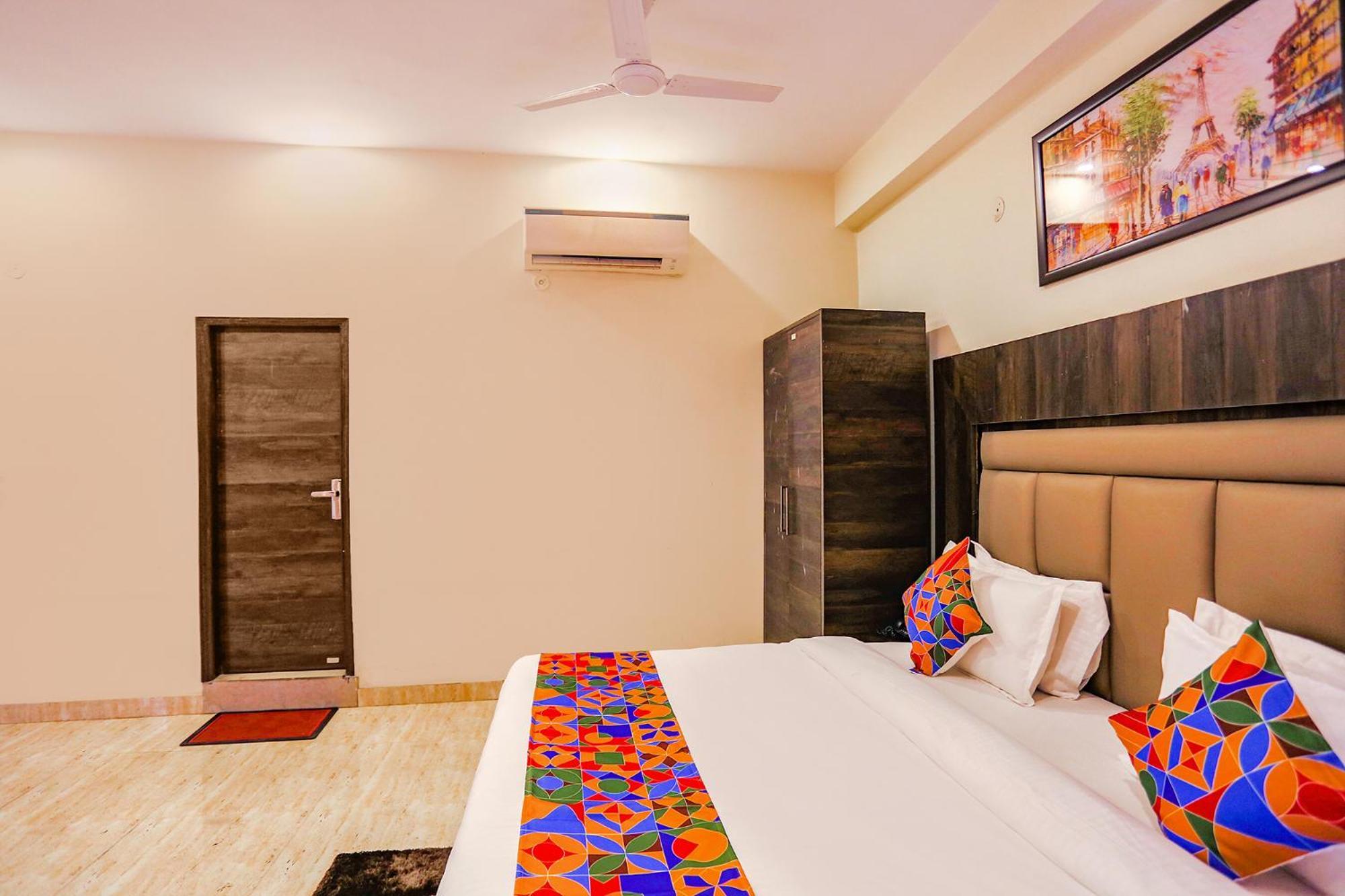Fabhotel The Kiara Near Igi Delhi Airport New Delhi Exterior photo
